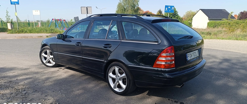 Mercedes-Benz Klasa C cena 18400 przebieg: 240000, rok produkcji 2004 z Gniezno małe 79
